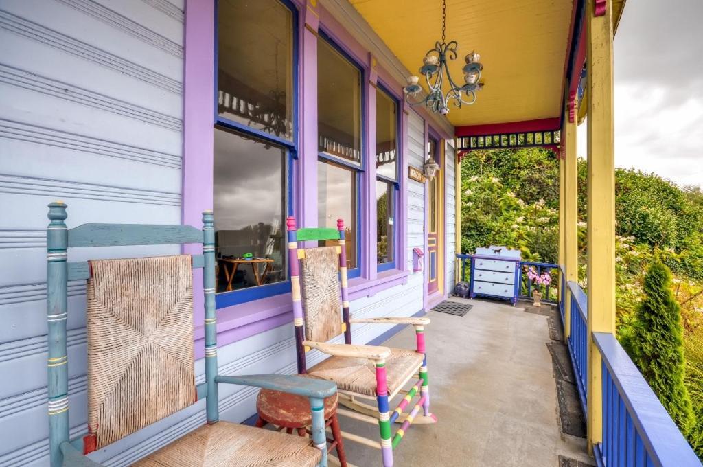 Astoria Painted Lady Historic Apt With River View! 외부 사진